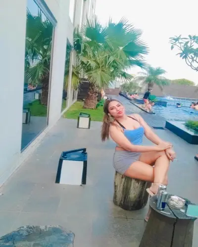 Escort Maynaguri